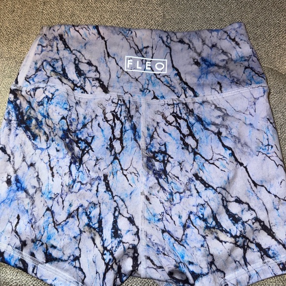 FLEO Women's Blue Marble Shorts - Picture 1 of 1
